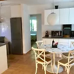 Con Piscina, 2 Terrazas Privadas, Wifi, Bbq Holiday home
